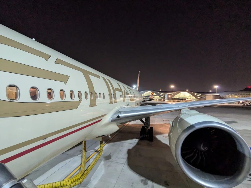 搭乗したエティハド空港の機体
