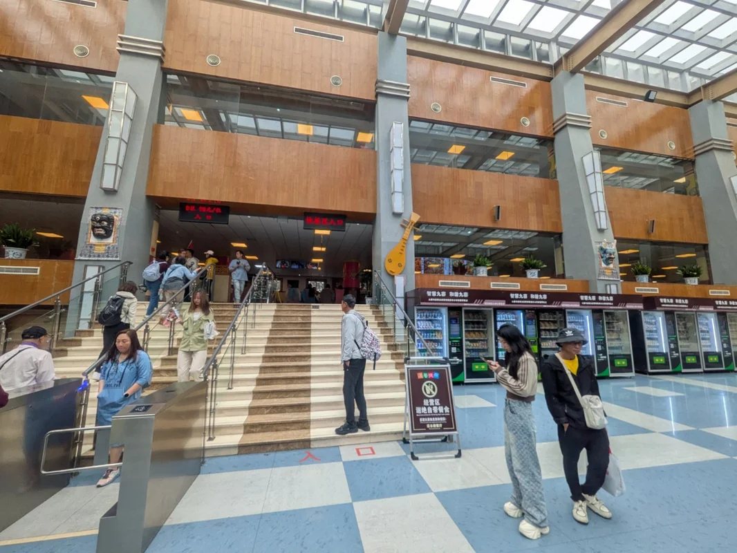 快餐区入口