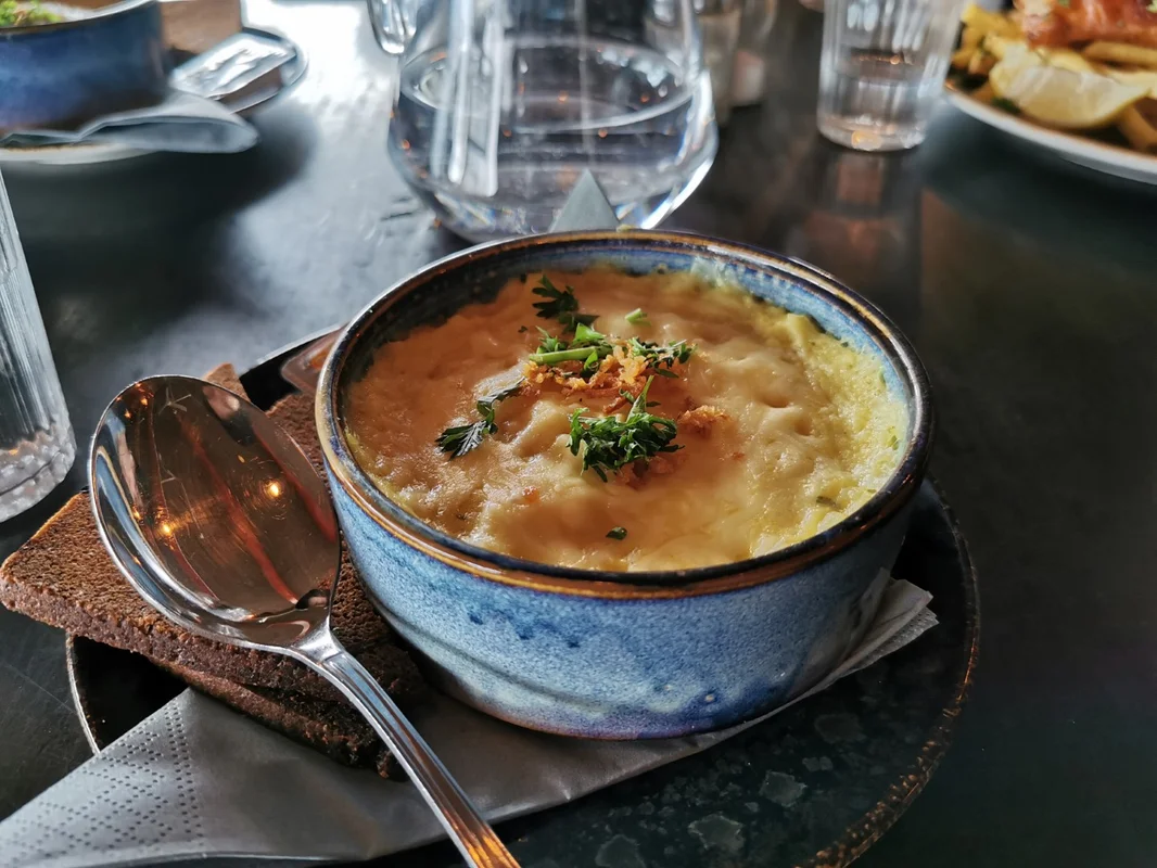 タラの入ったグラタンのような料理