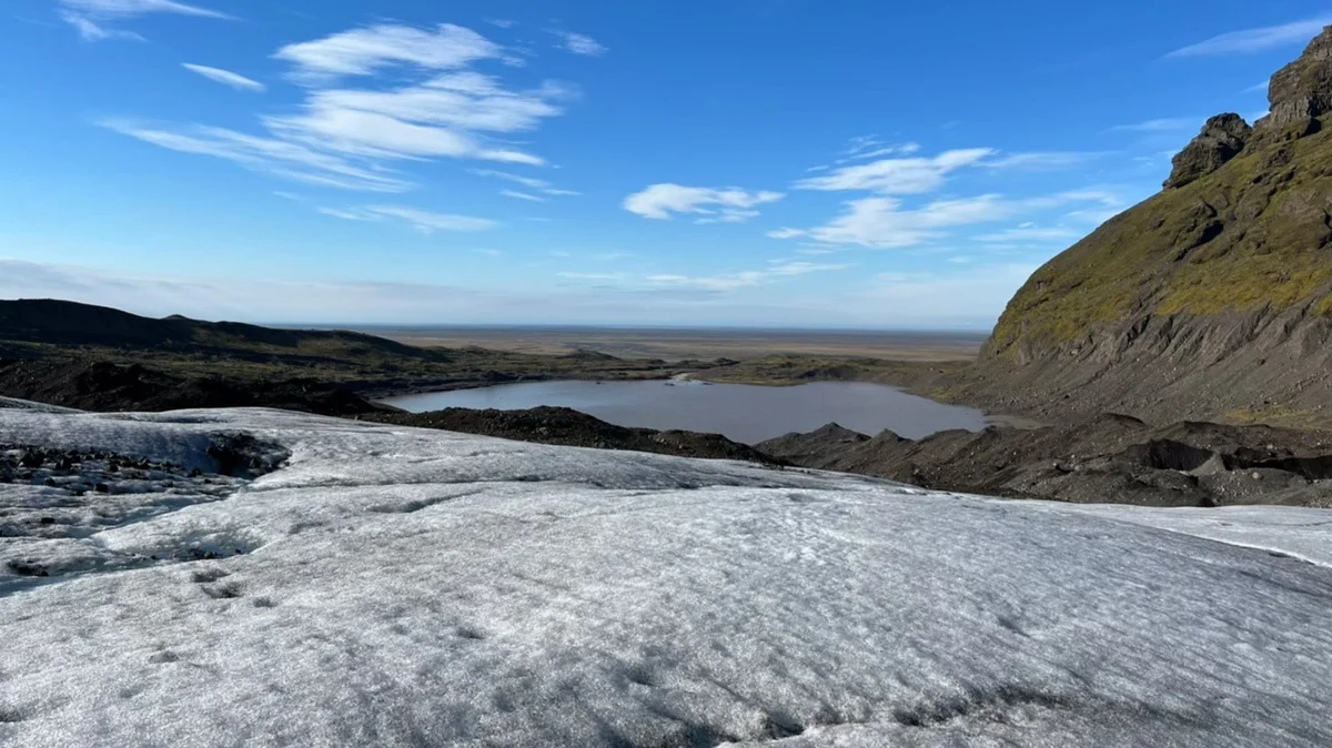 氷河湖の方向