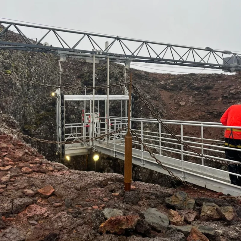 火口のリフト