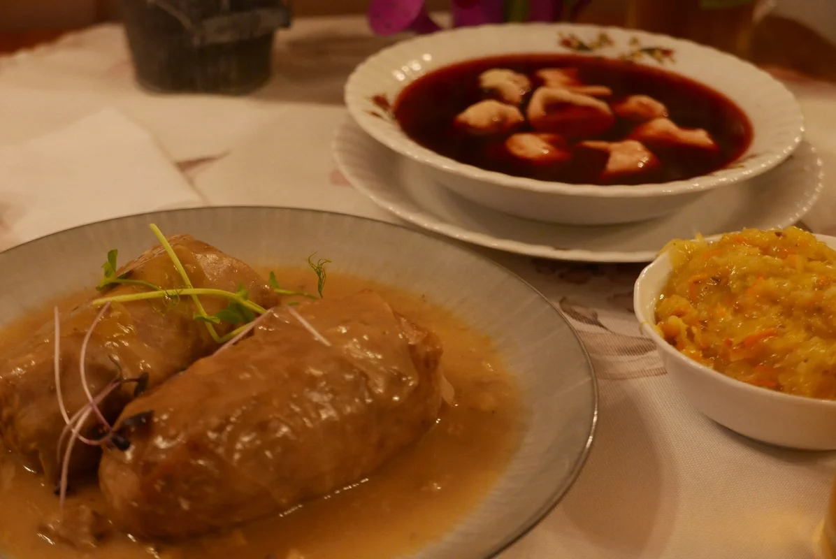 ロールキャベツ、バルシュチ、フライドキャベツ